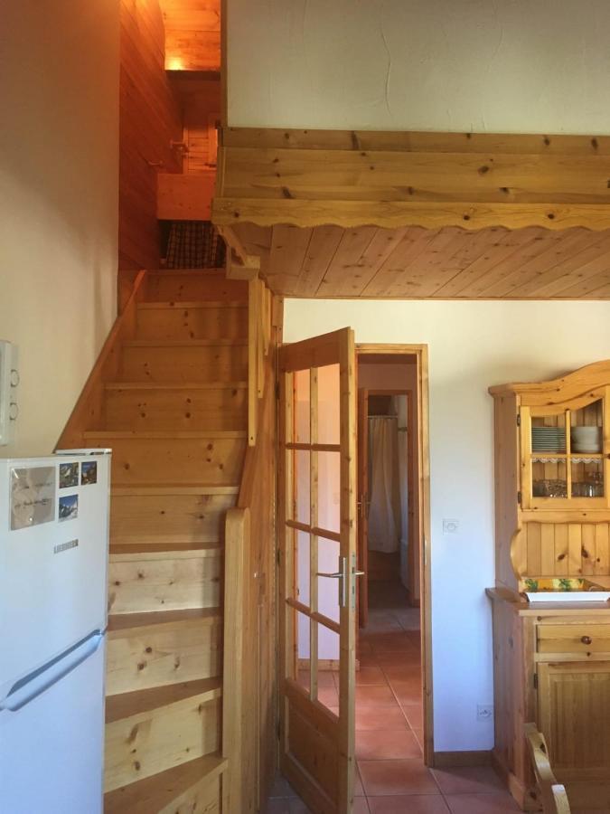 Le Cubet Hameau Des Chazals Nevache Hautes Alpes Exteriör bild