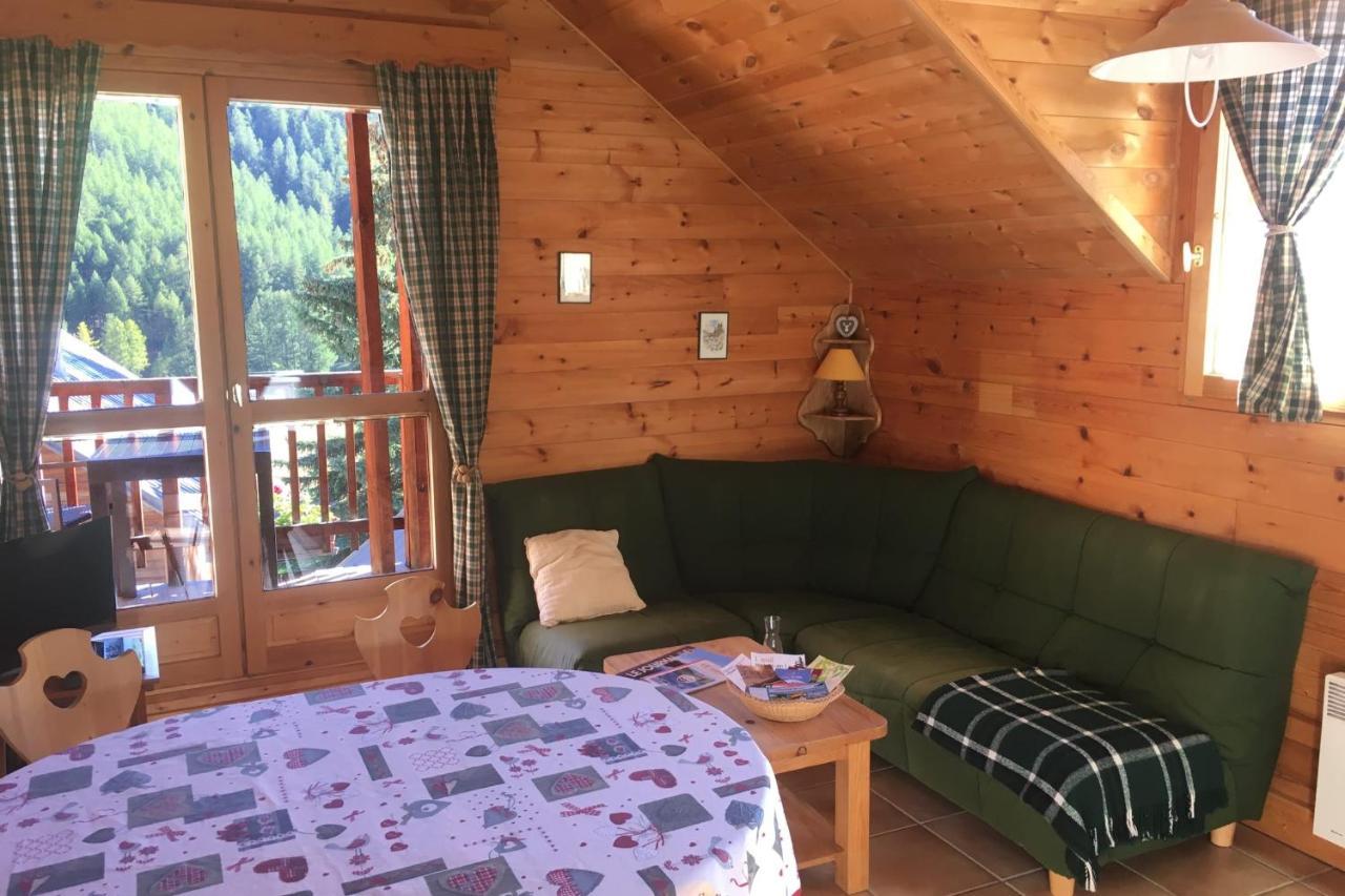 Le Cubet Hameau Des Chazals Nevache Hautes Alpes Exteriör bild